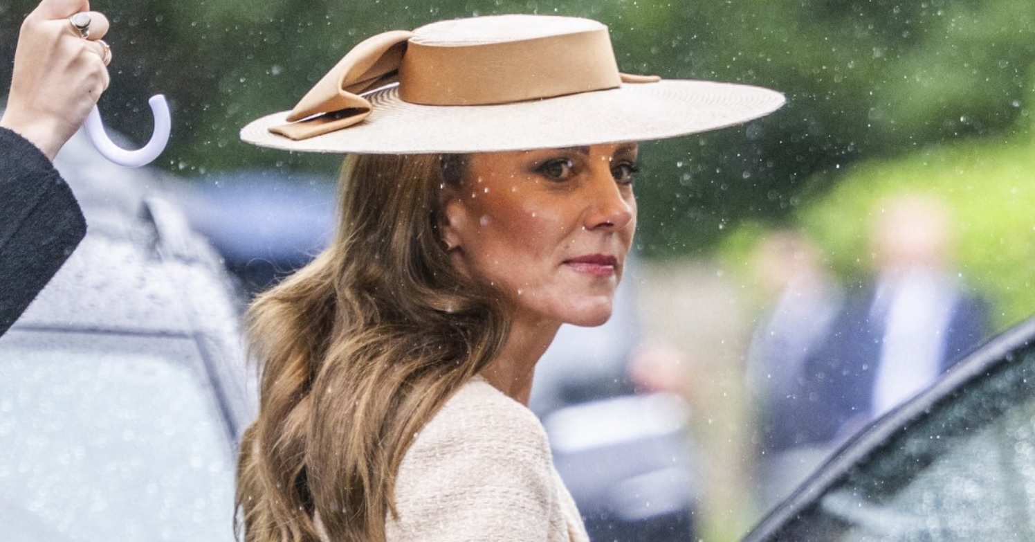 Kate Middleton au mariage de Peter Phillips&nbsp;: cette entorse discr&egrave;te &agrave; ses habitudes intrigue les fans de la famille royale