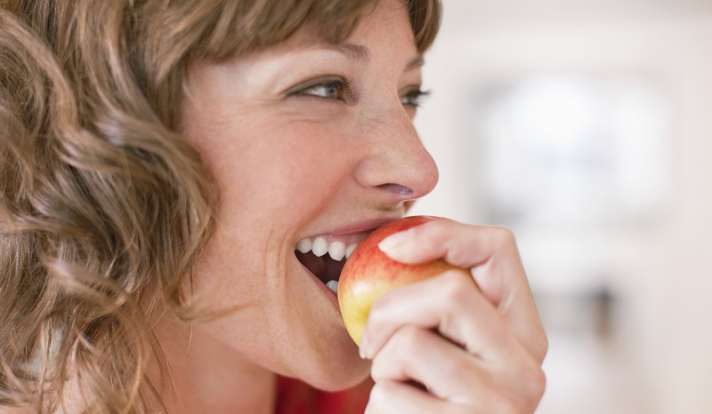 4 bienfaits des pommes que vous ne connaissiez pas | So Busy Girls